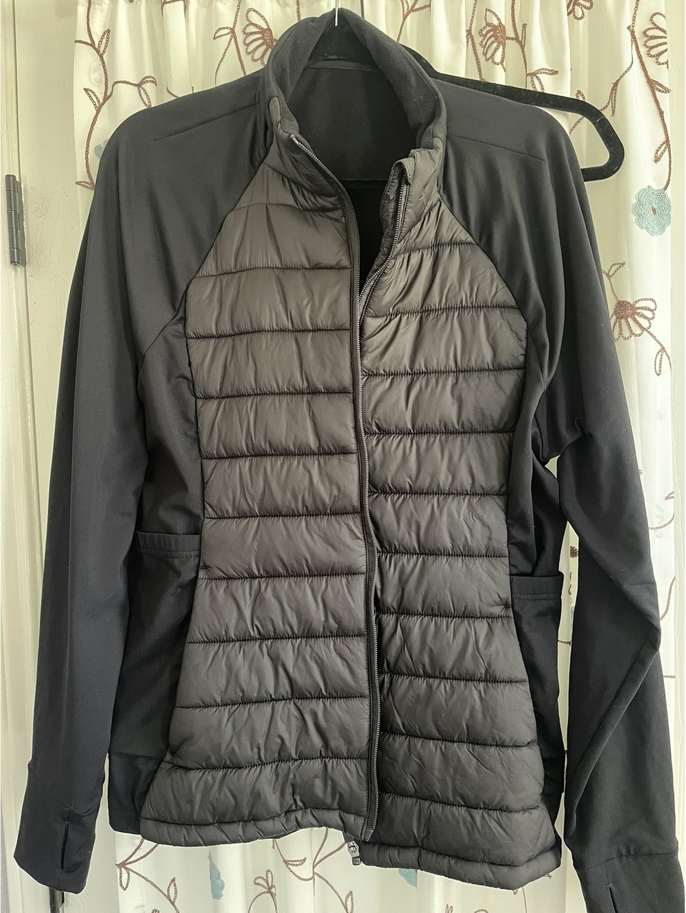 Black Quilted Hybrid Active Jacket | Sz L - Picture 2 of 9